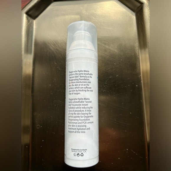 SALE✨oxygenetix NIB/sealed Oxygenating Hydro-Matrix breathable ‘second skin’75mL - Picture 3 of 4